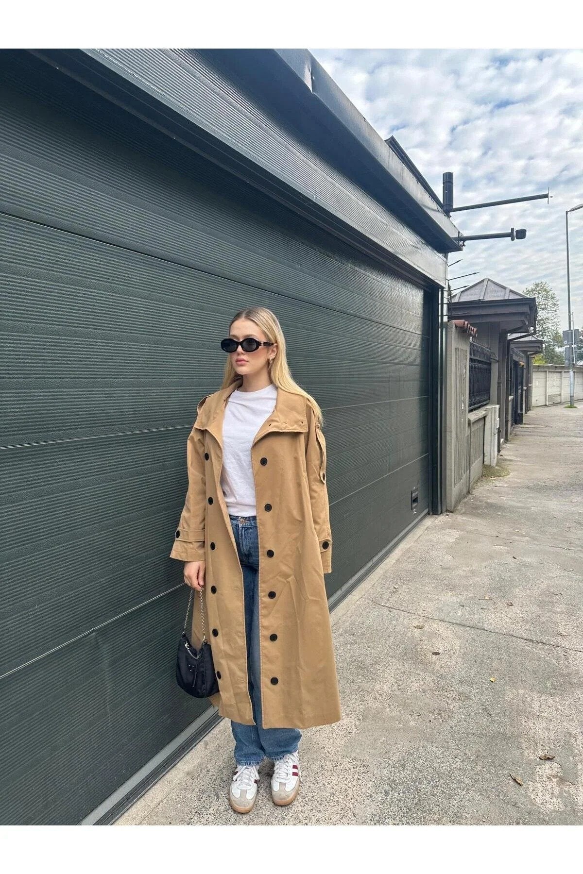 Kadın Kahverengi Full Düğmeli Dik Yaka Trençkot
