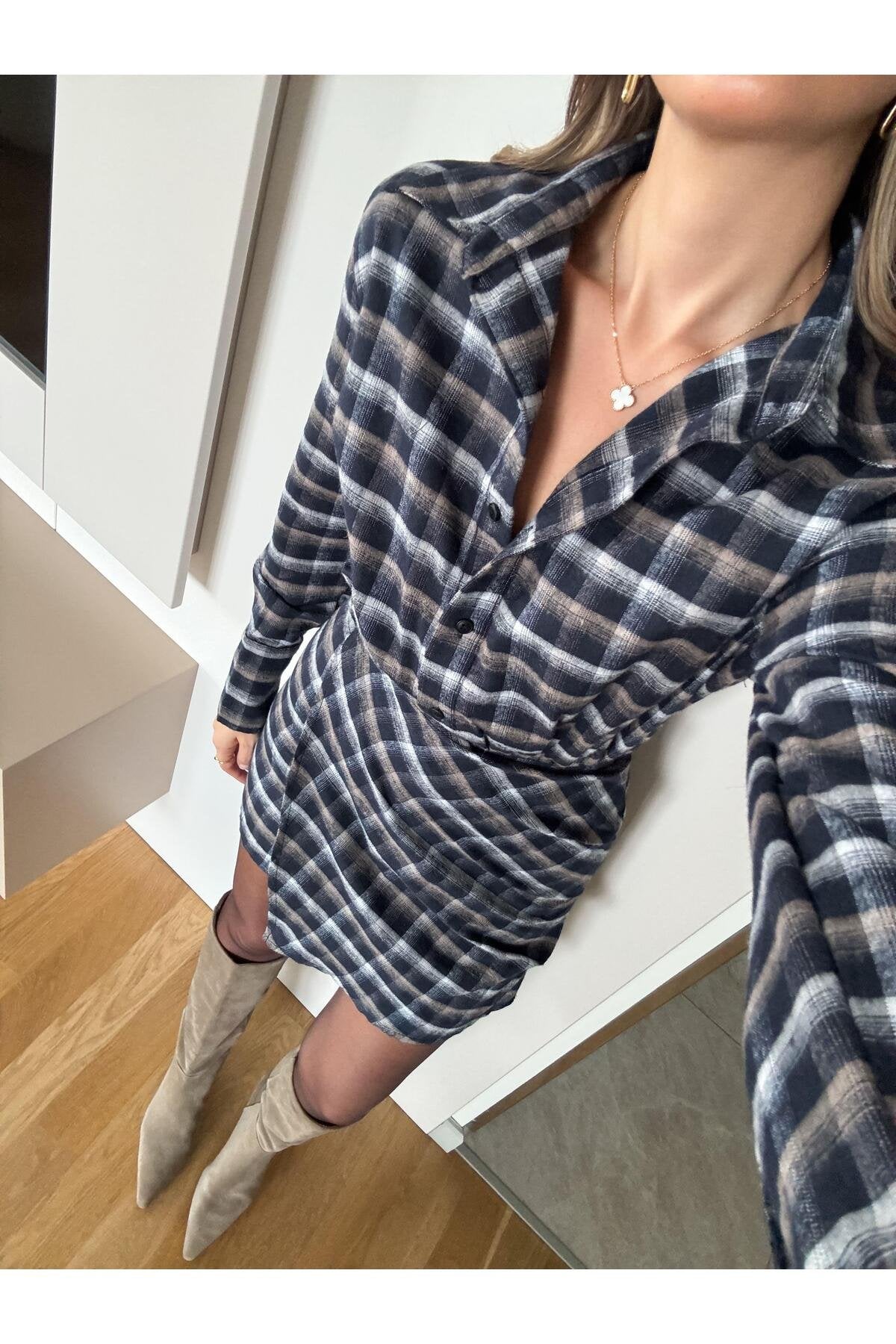 Kadın Lacivert Ekose Düğmeli Mini Elbise