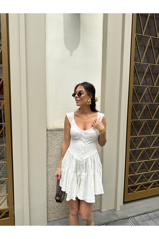 Marka model düğme detaylı şort tulum