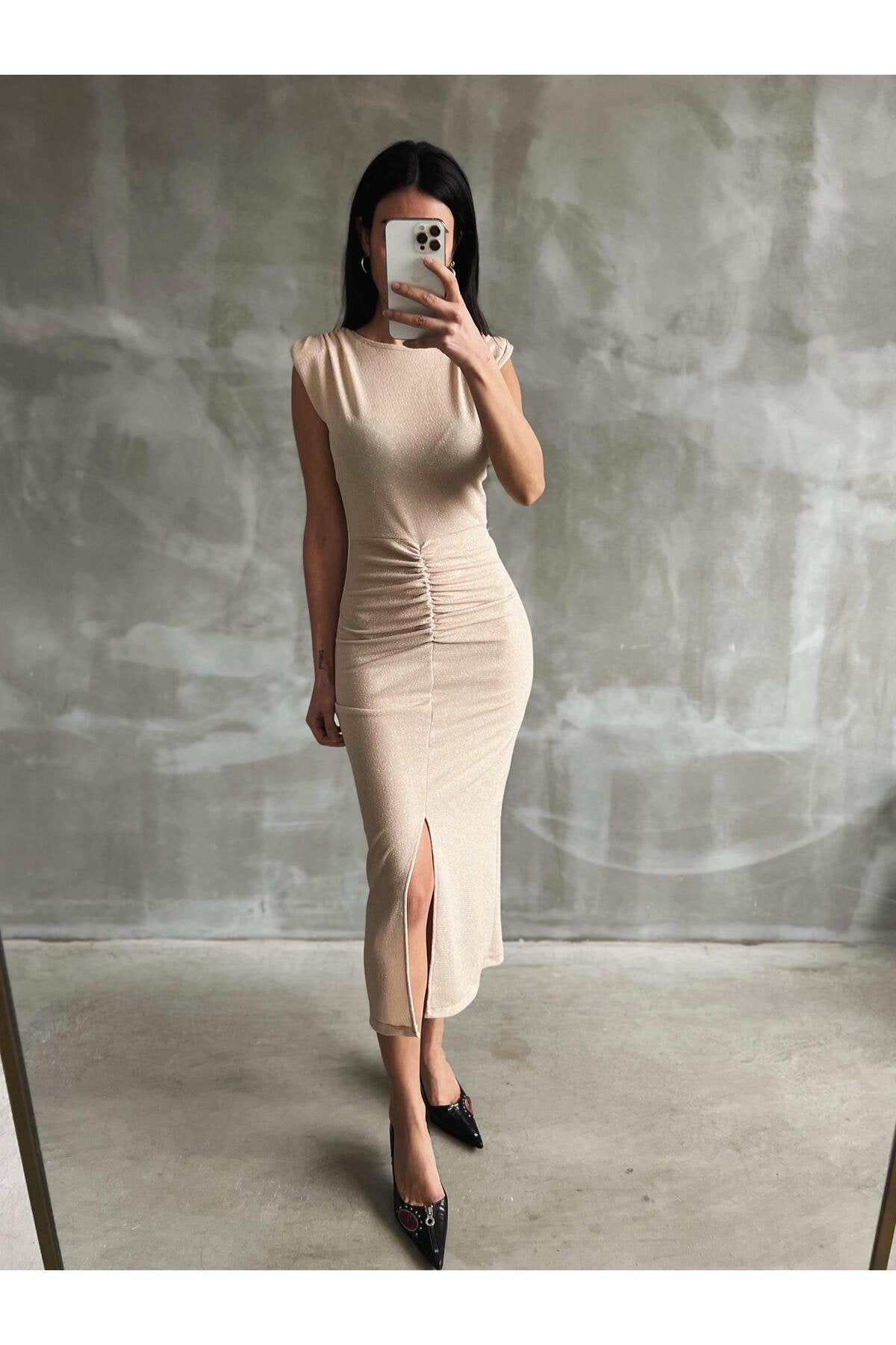 Kadın Bej Önden Yırtmaçlı Likralı Simli Şık Zarif Party Gece Elbisesi