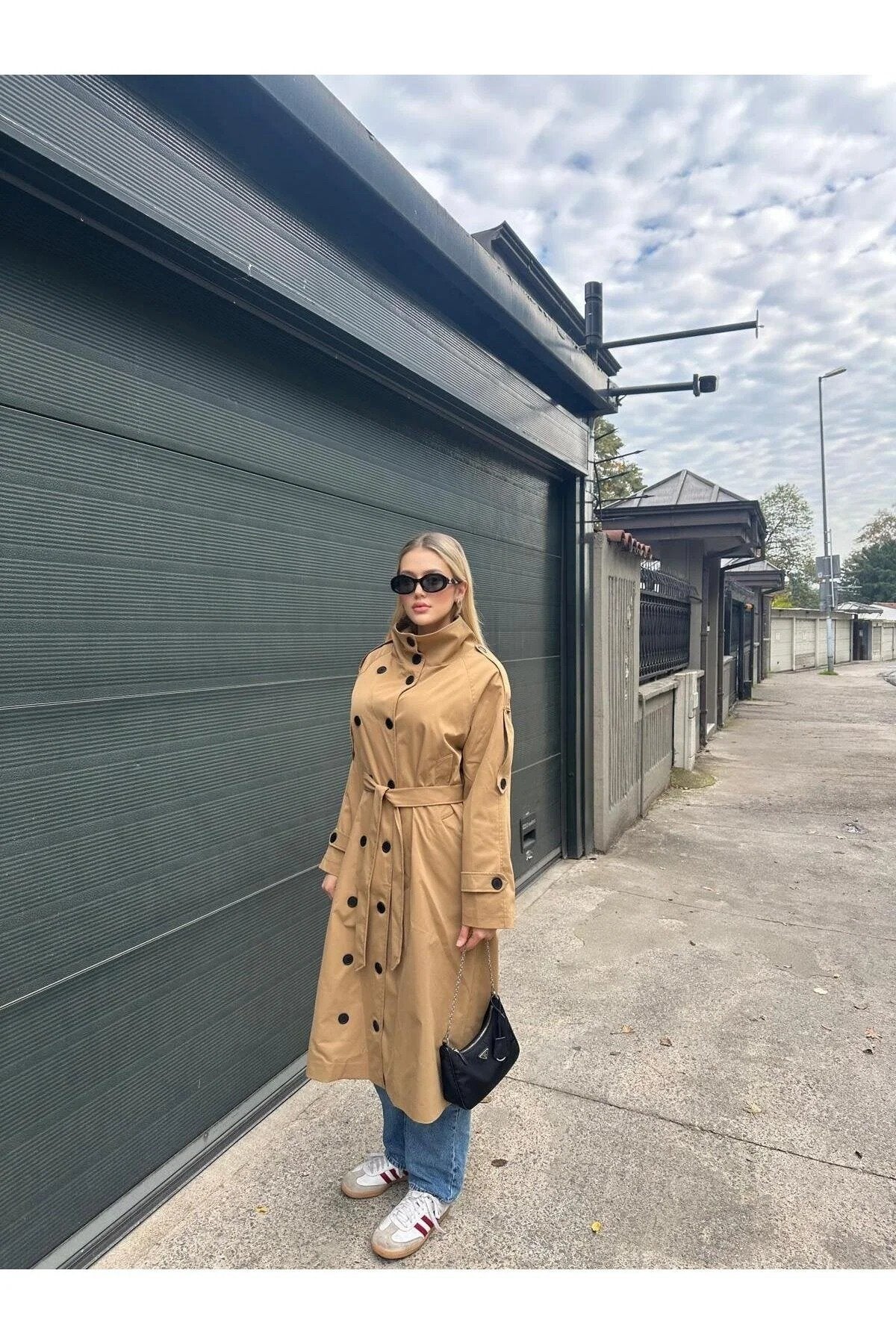 Kadın Kahverengi Full Düğmeli Dik Yaka Trençkot