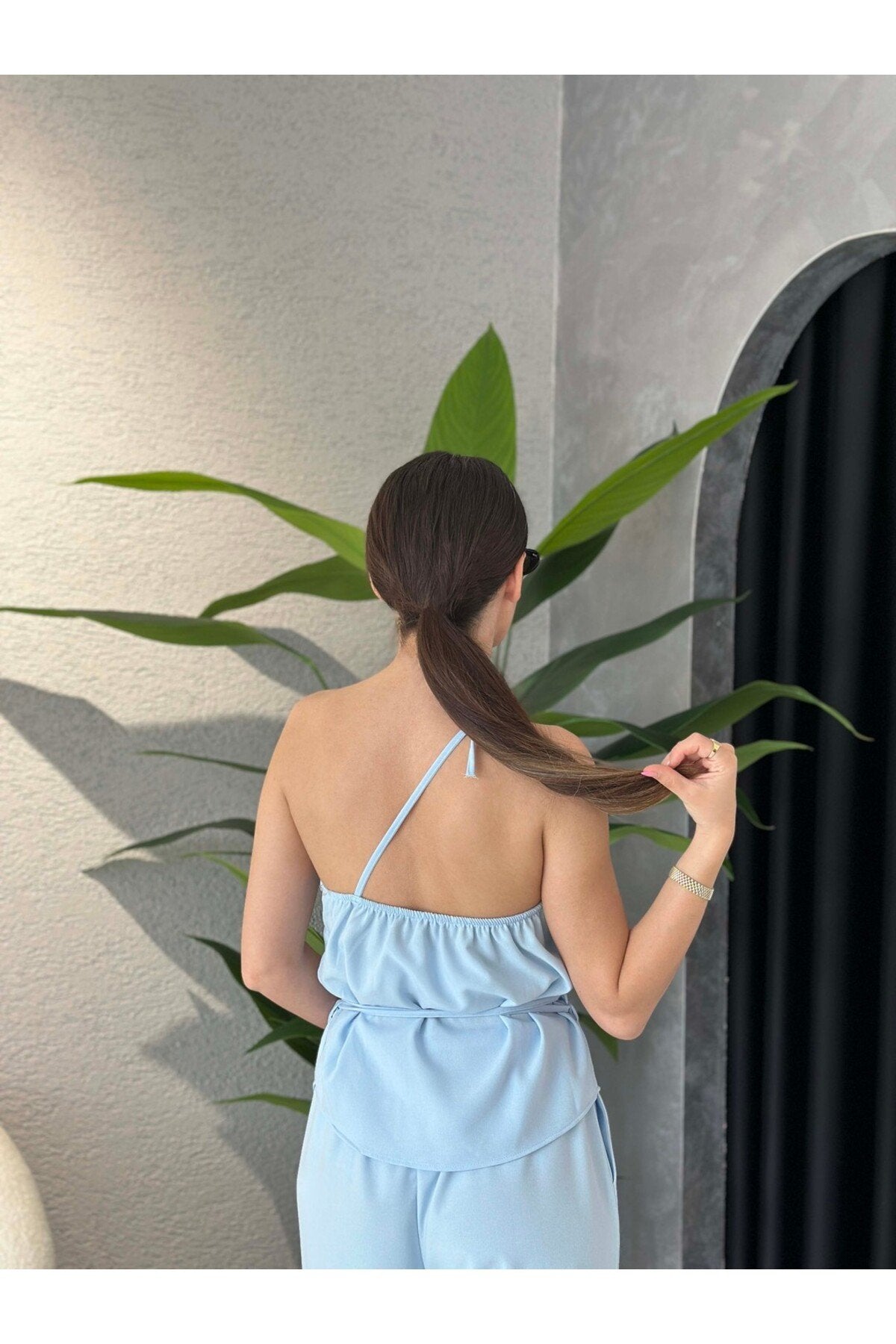 Tek Omuzlu Bağcıklı Takım