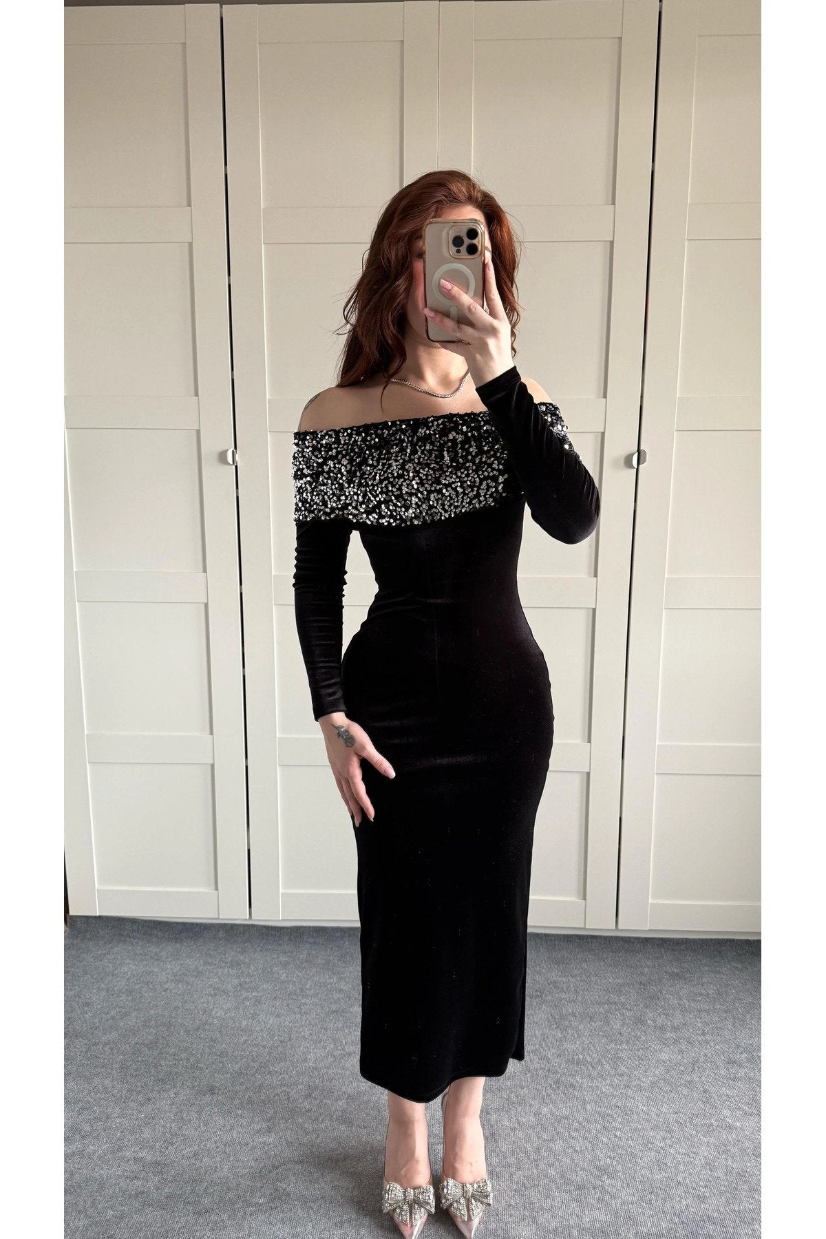 Kadın Payetli Madonna Yaka Kadife Şık Gece Yılbaşı Elbisesi