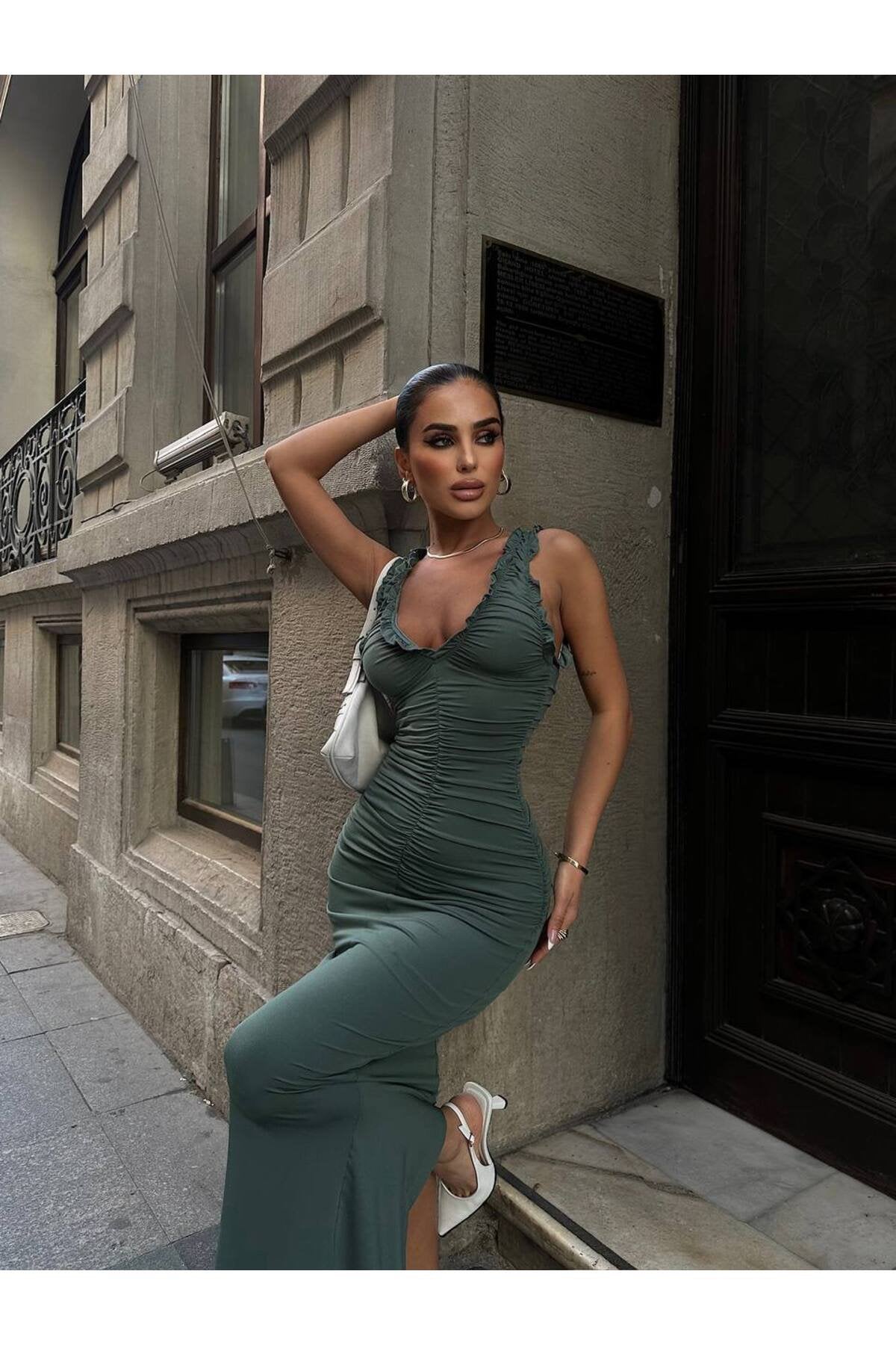 Kadın Fırfırlı V Yaka Drapeli Yırtmaç Detay Streç Elbise