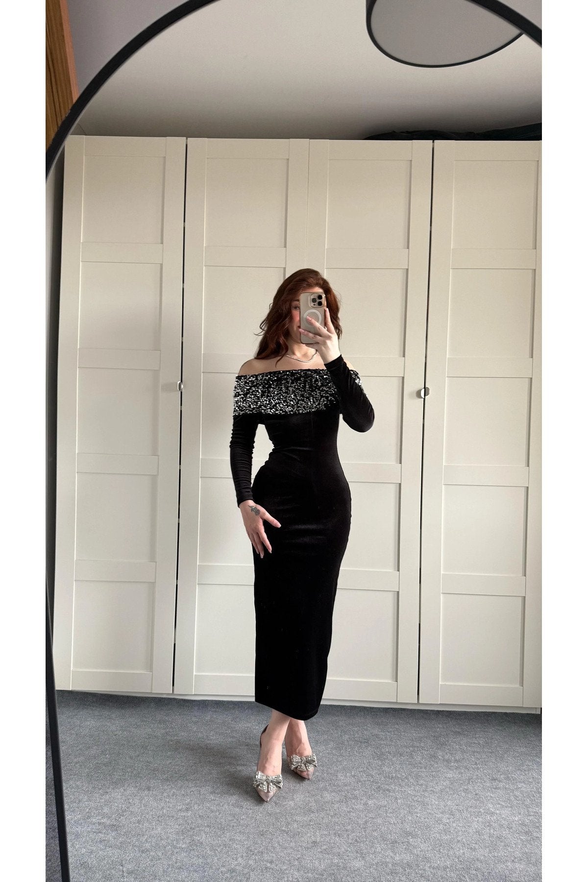 Kadın Payetli Madonna Yaka Kadife Şık Gece Yılbaşı Elbisesi