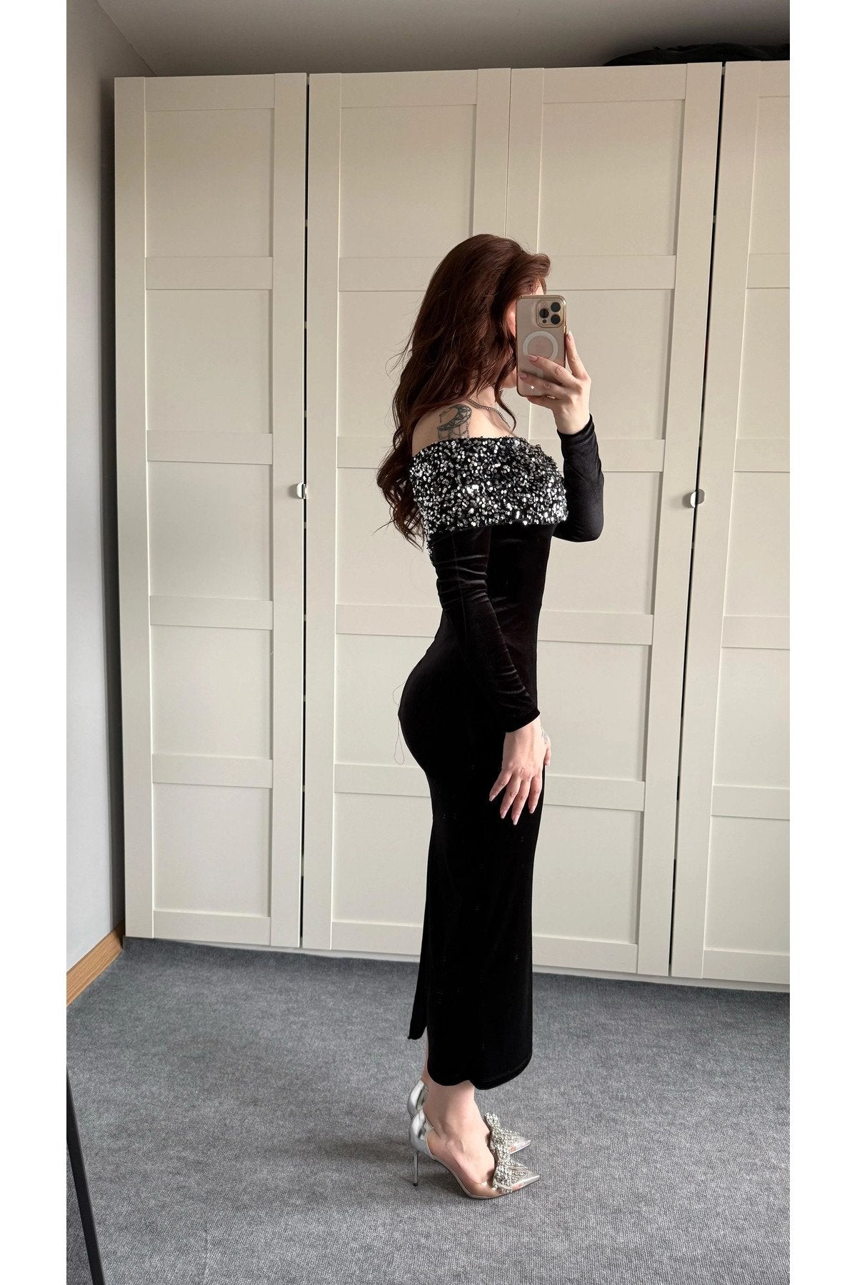 Kadın Payetli Madonna Yaka Kadife Şık Gece Yılbaşı Elbisesi