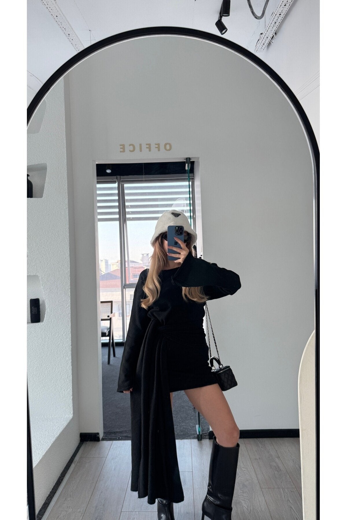 Kadın Bağlamalı Yün Karışımlı Triko Siyah Elbise